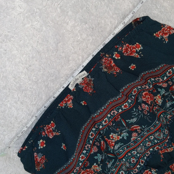 5 for $10 Charlotte Russe Dark Teal Floral Sleeveless Romper Size Small - Picture 4 of 11